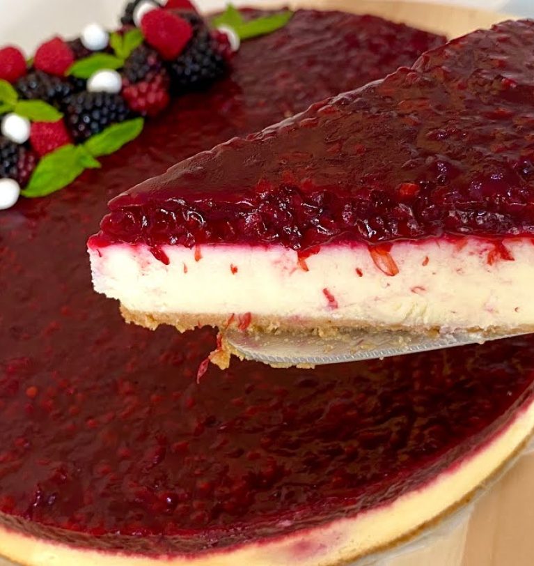 BLACKBERRY CHEESECAKE